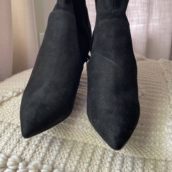 Steve Madden Over the Knee Suede boots - Picture 2 of 4